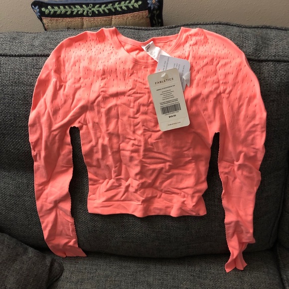 Fabletics top - Picture 1 of 1